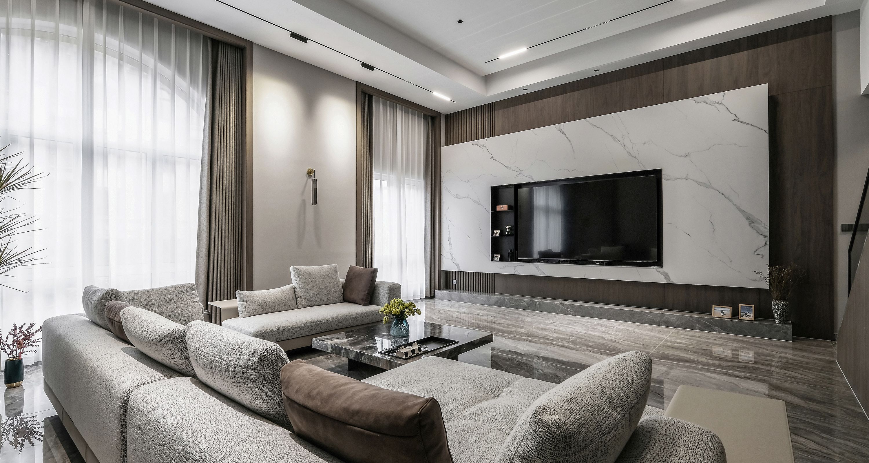 意式別墅設(shè)計(jì)，遠(yuǎn)離浮華，追求內(nèi)斂的輕奢美學(xué)