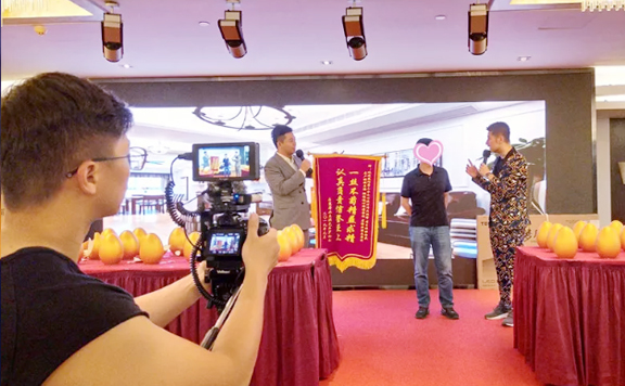 老客戶送來錦旗